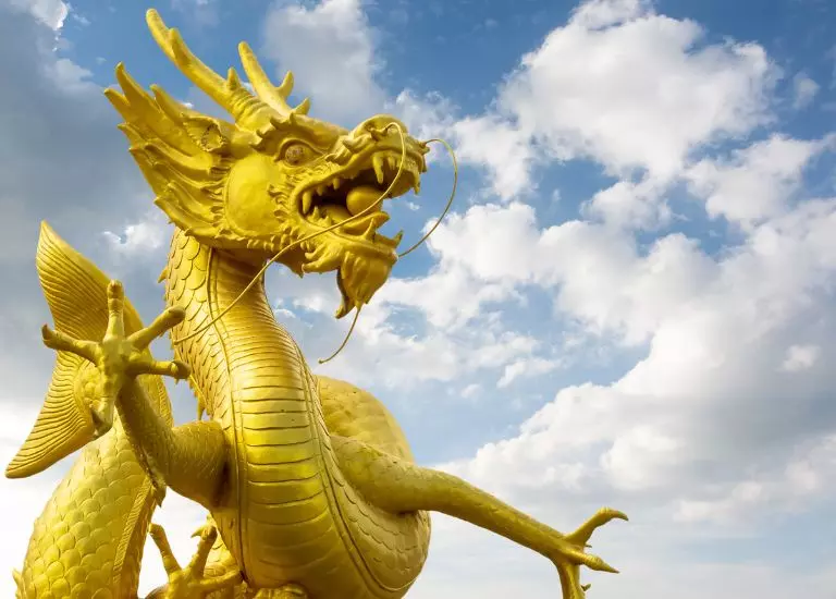 Nằm mơ thấy rồng vàng mang lại điềm báo gì?